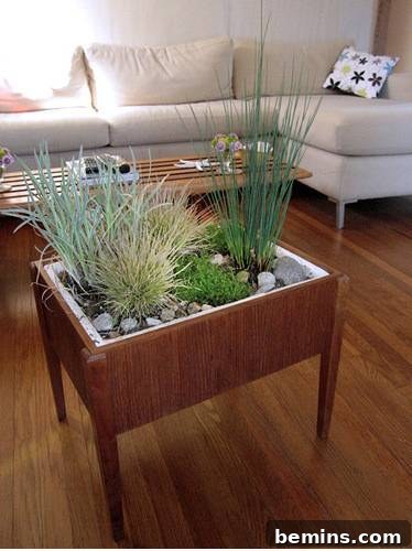 The Budding Home: 5 Modern Planters You Can DIY Today 3 0703_planter2.jpg
