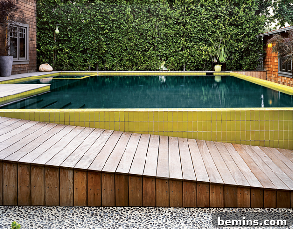 Elegant Swimming Pool Architecture