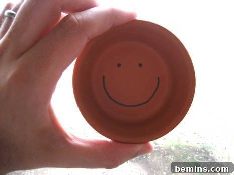 Decorating the Terra Cotta Dish: Adding a Personal Touch