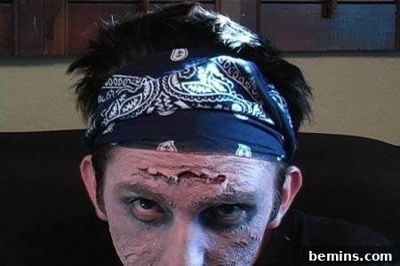 Original Title: Transform Yourself: An Easy Guide to Zombie Makeup 10 Gash on forehead