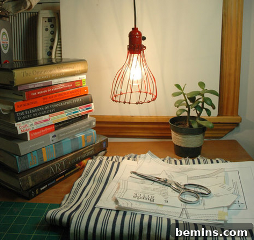 Minimalist Swing Arm Lamp