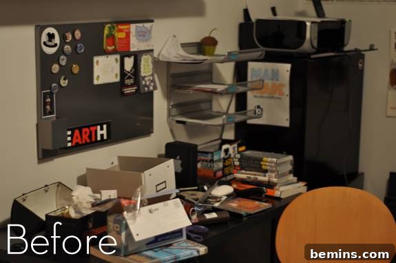 Before: A Basic Spare Bedroom Workspace