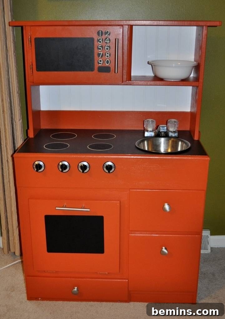 The Finished DIY Play Kitchen