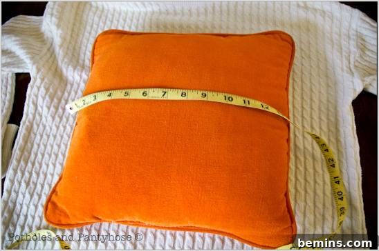 Measuring sweater for pillow size