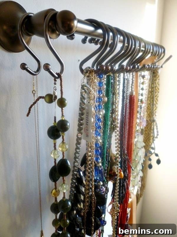 Towel Bar Necklace Organizer with S-Hooks
