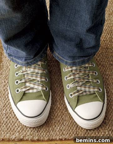 Shoes with ribbon shoelaces