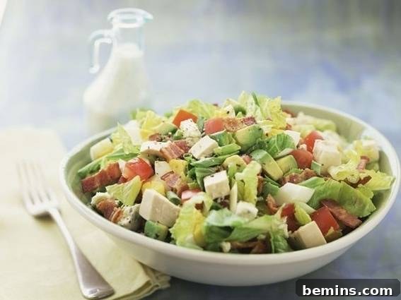 Nutritious Superfood Salad with Lemon Vinaigrette