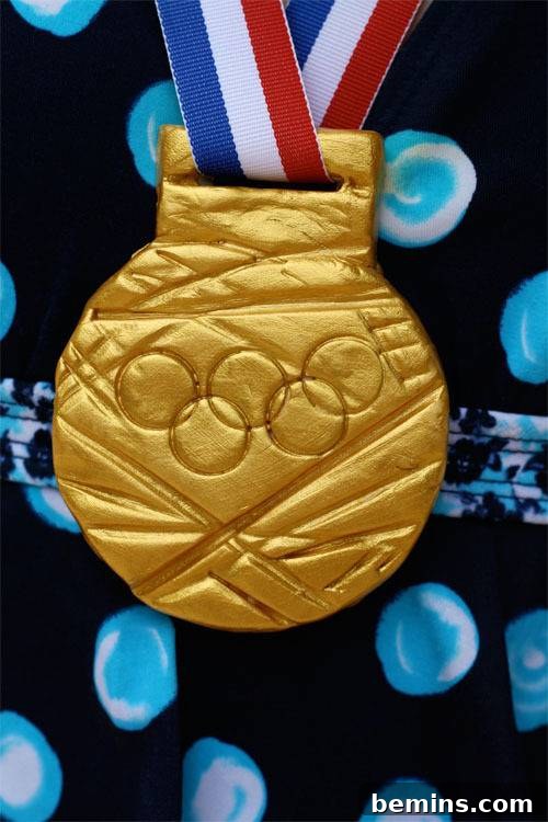DIY Olympic craft ideas.