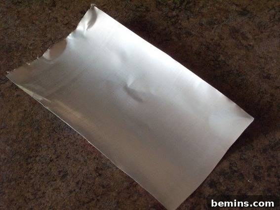 Cutting aluminum sheets into strips
