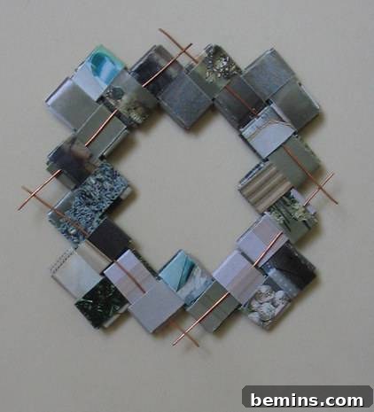 Crafting Connections: A Guide to Paper Chain Creations 14 Showcasing a finished paper chain, highlighting the intricate weave and potential for creative projects.