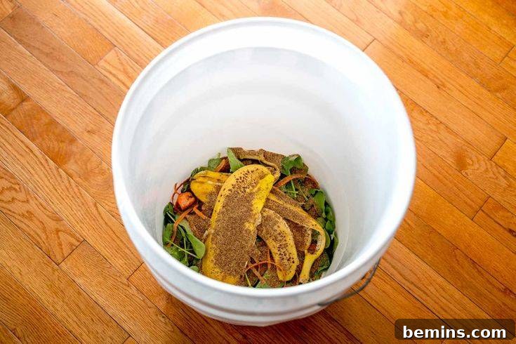 Bokashi composting bin white