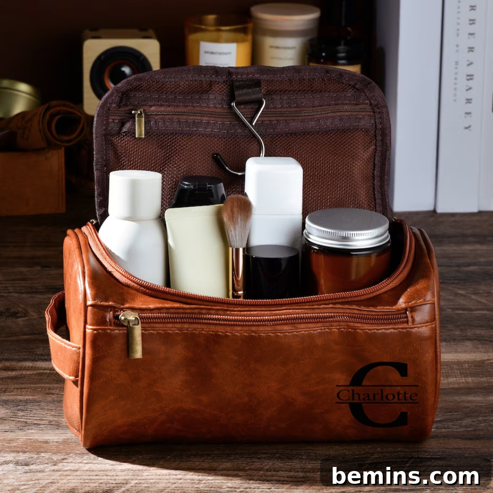 Deluxe Leather Dopp Kit with Shaving Essentials from Sunning.