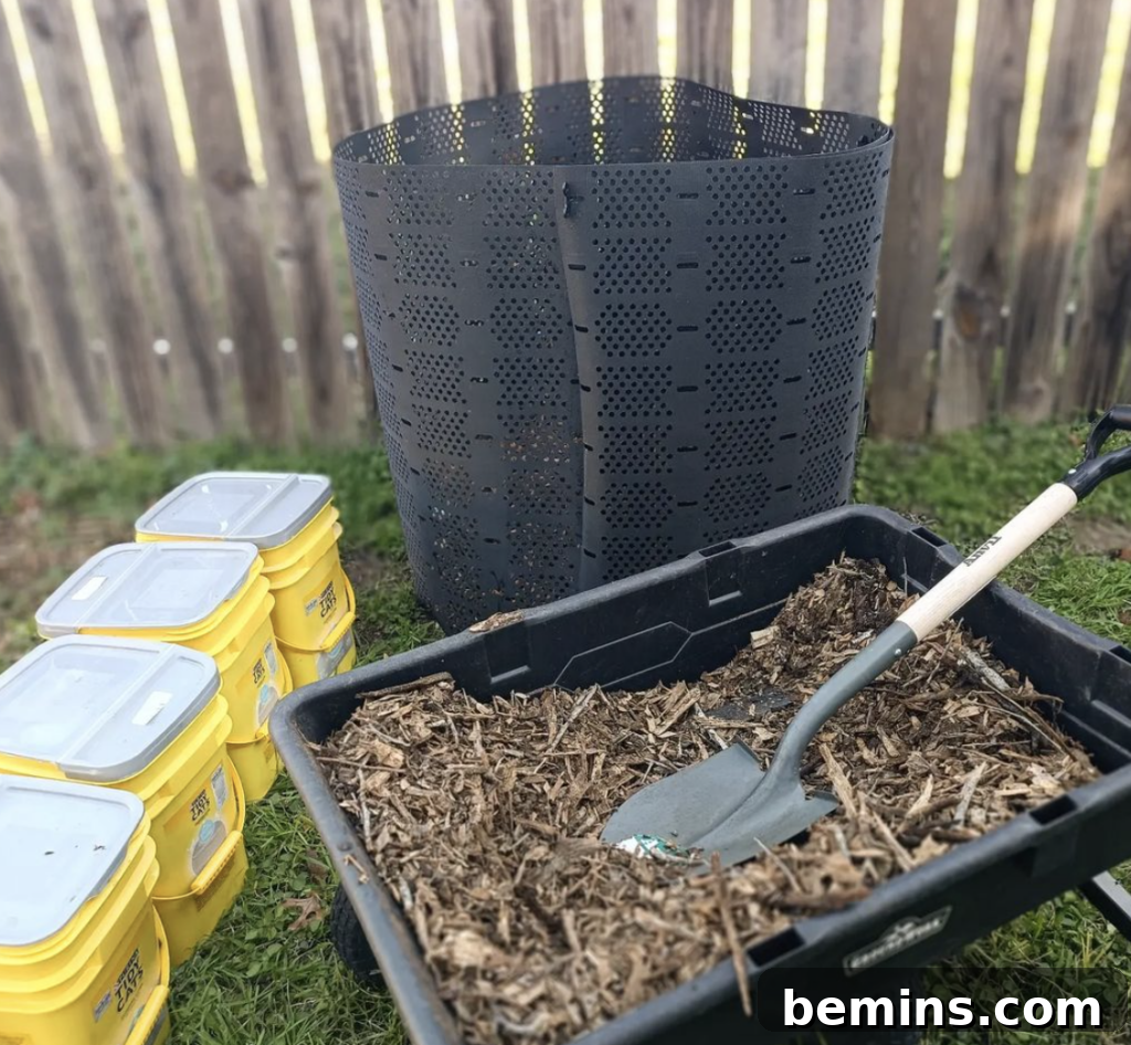 Composting 101: Your Guide to Green Living 19 Lining compost bin