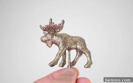 Easy Christmas Tree Crafts for Your Table 4 Cutting out the tree shape