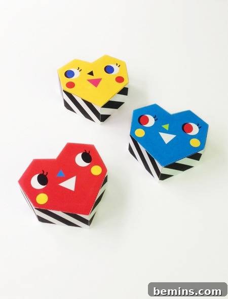 Aşkı Yazdır: 10 Ücretsiz Sevgililer Günü Baskısı 2 Geometric Heart Boxes