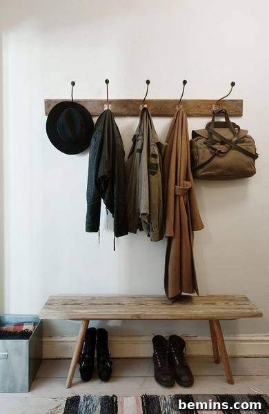 Small Studio Flat Entryway Styling