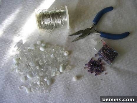 DIY craft wire garland ideas.