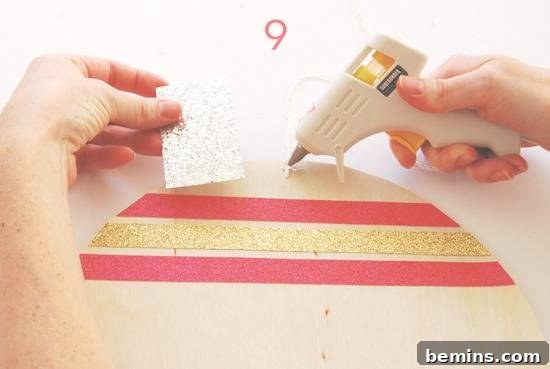 Giant Wood Veneer Christmas Ornament Decoration with tapes and glitters