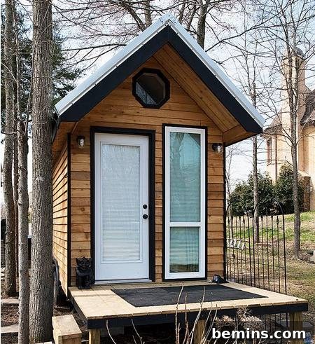 Eye Candy: 11 Tiny Homes That Will Steal Your Heart 3 Elegant tiny home exterior