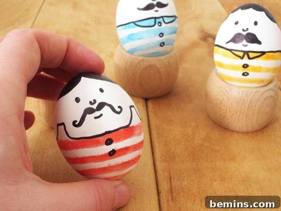 DIY creative ideas to decorate easter eggs.