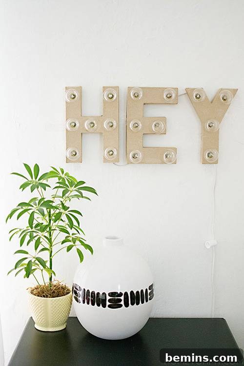 DIY Marquee Sign: A Personalized and Illuminated Entryway Decor