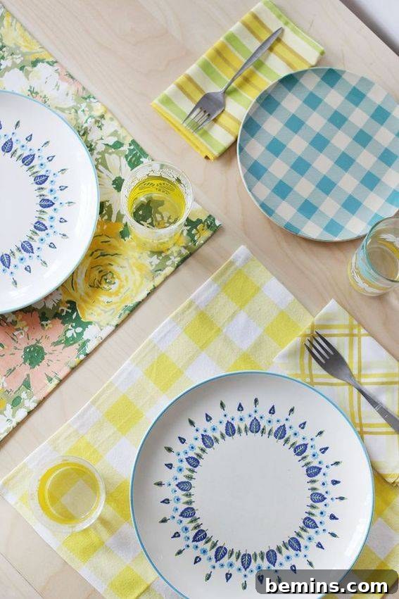Culinary Creations: 16 Fabric DIY Projects for Home Chefs 7 Plates elegantly placed on handmade cloth napkins and placemats, enhancing the dining experience.