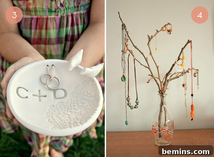 Glamorous Mirror Jewelry Display