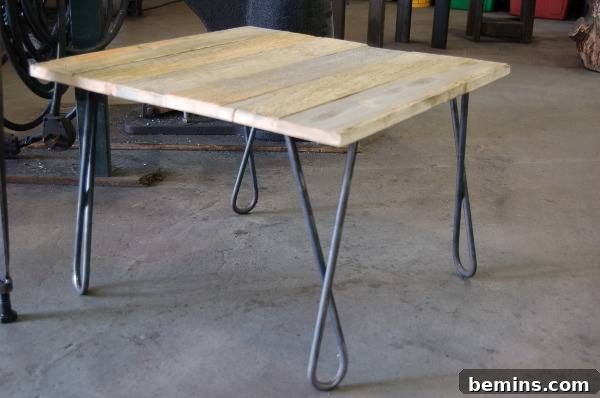 Top Picks for Mid-Century Modern Hairpin Table Legs Online 14 Wooden table along with hairpin legs.