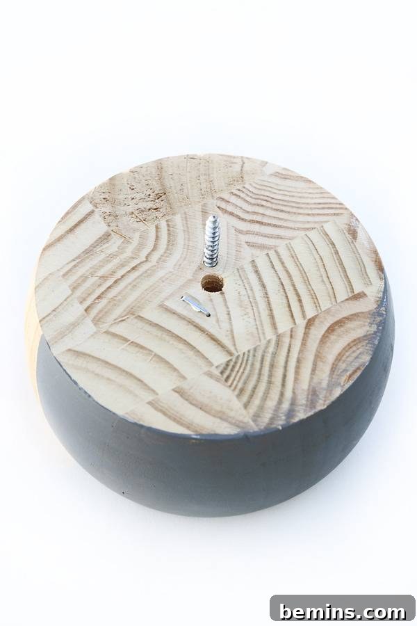Drilling a hole for the dowel screw