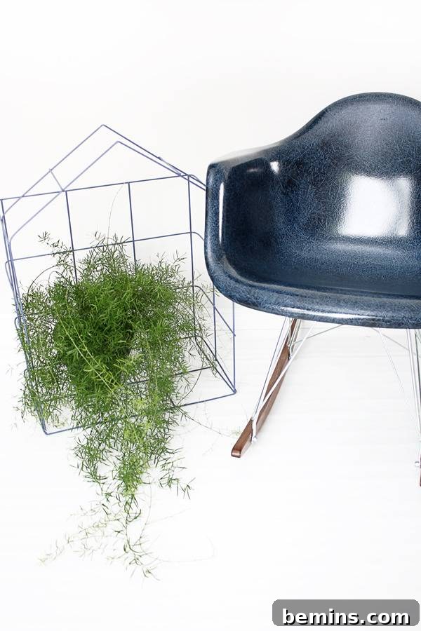 Wire Mesh Shelf with Toys