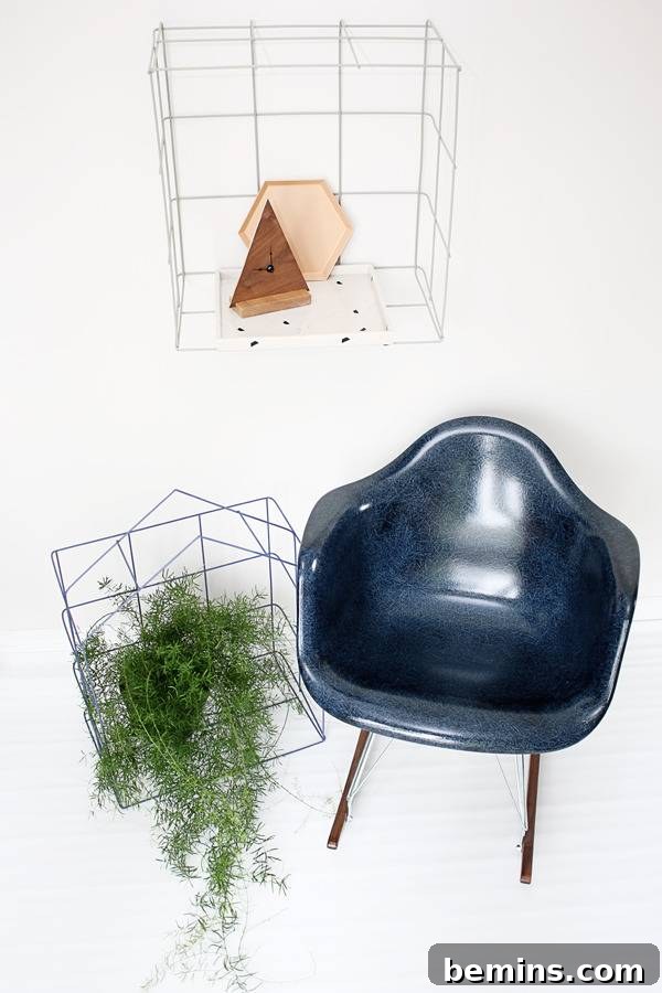 Wire Mesh Shelf with Pillows