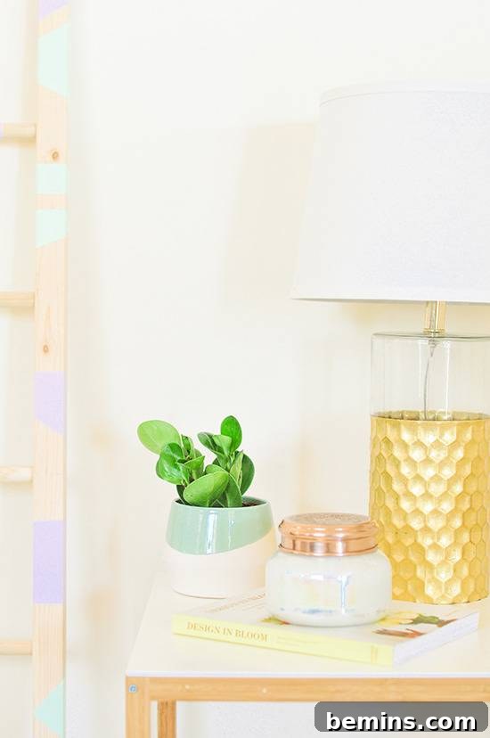 DIY Vertical Succulent Garden from an Old Ladder 22 DIY Ladder Garden with Hanging Succulents
