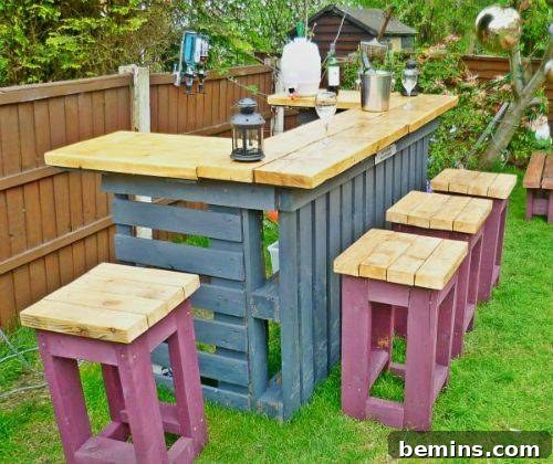 DIY Outdoor Pallet Bar