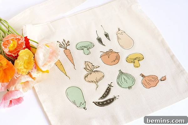 Vegetable print tote bag