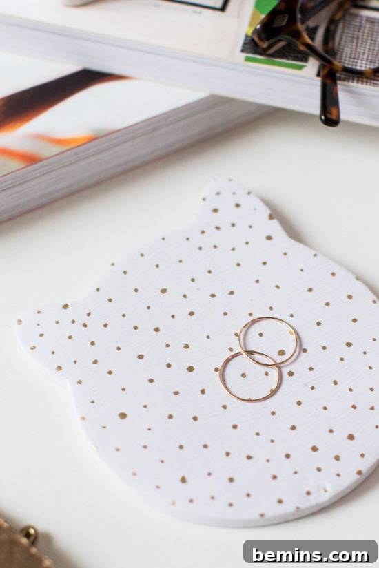 DIY Cat Trinket Dish: A Charming Accessory for Cat Lovers