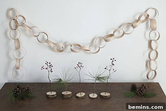 Wood Veneer Loop Garland