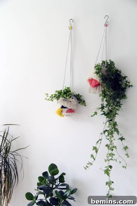 Yarn hanging planters - Fall for DIY