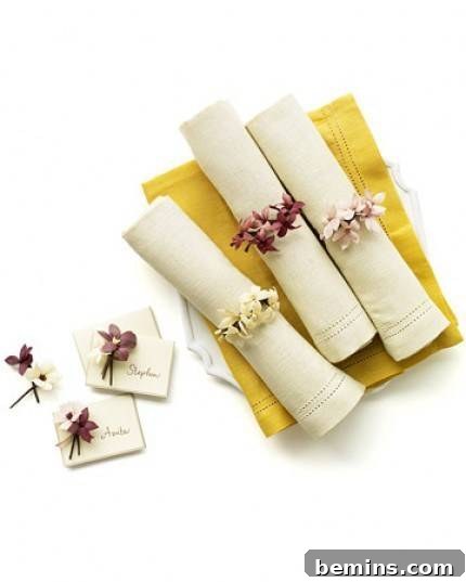 Corn Husk Napkin Rings: A Rustic and Natural Touch