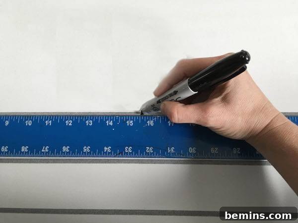 Drawing a straight line on the roller shade