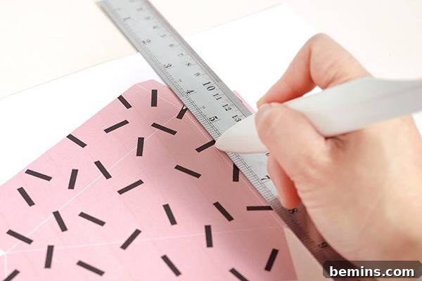 Printable Pie Boxes - Scoring the Template