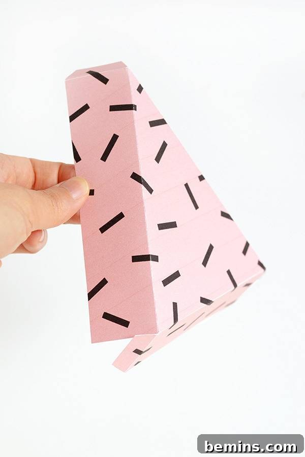 Printable Pie Boxes - Folding Along Score Lines