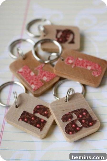 DIY Stocking Stuffer Ideas for Everyone 16 Monogrammed keychain
