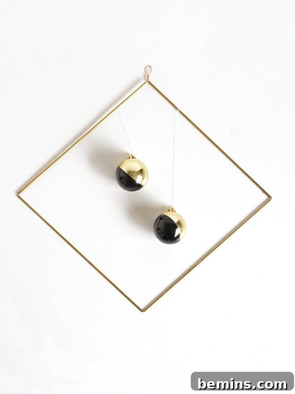 Baubles Hanging at Different Lengths