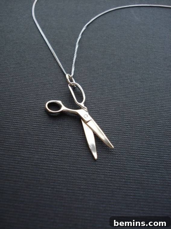 Scissor Necklace