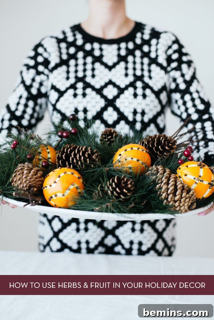 Orange and Clove Pomander Centerpiece: A Natural Holiday Decoration