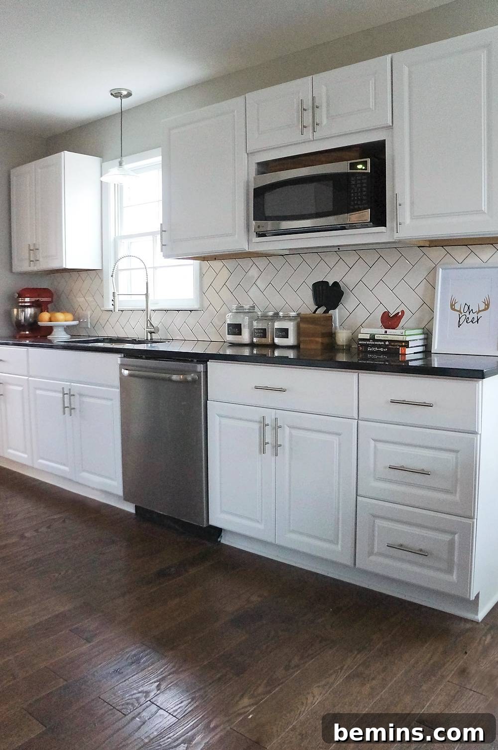 From Retro to Modern: A Kitchen Transformation 6 Smart Storage Solutions for 1960s Kitchens