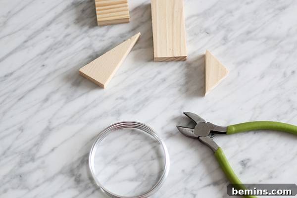 Crafting Contemporary Wire Tabletop Trees 3 Choosing Wooden Blocks for Tree Bases