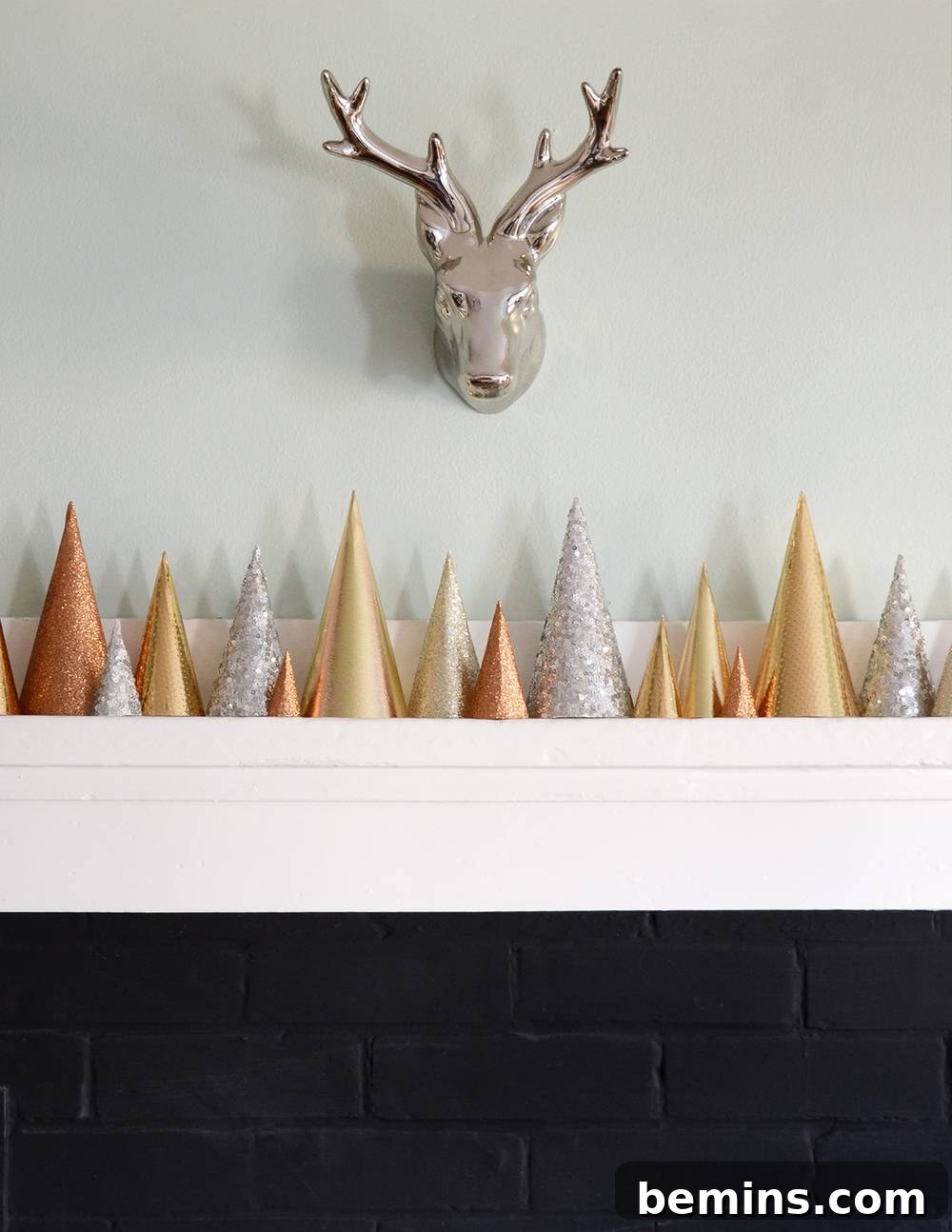 DIY Paper Christmas Trees: Simple, Stylish, and Sustainable 10 Easy DIY Metallic Paper Trees