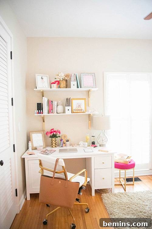 Bedroom Office Corner with Cozy and Functional Design
