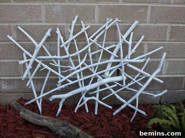 Driftwood Decor: 15 Coastal Style Ideas 12 DIY driftwood wall art
